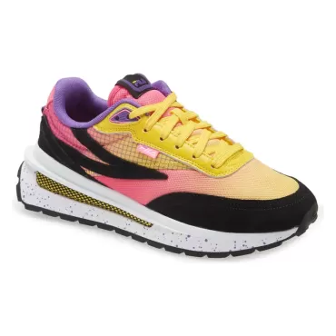 FILA Renno Sneaker (Women)